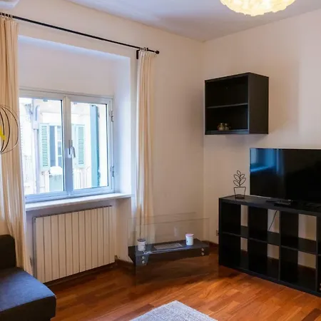 Domus - Accogliente Residenza Rocchetto A 25mt Da Piazza Erbe * Verona