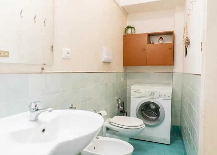 Domus - Accogliente Residenza Rocchetto A 25mt Da Piazza Erbe