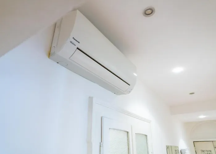 Lägenhet Domus - Accogliente Residenza Rocchetto A 25mt Da Piazza Erbe Verona