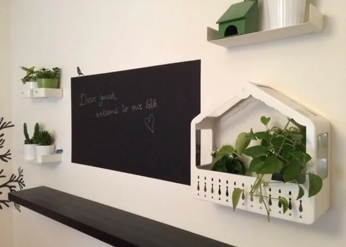 Lägenhet Domus - Accogliente Residenza Rocchetto A 25mt Da Piazza Erbe