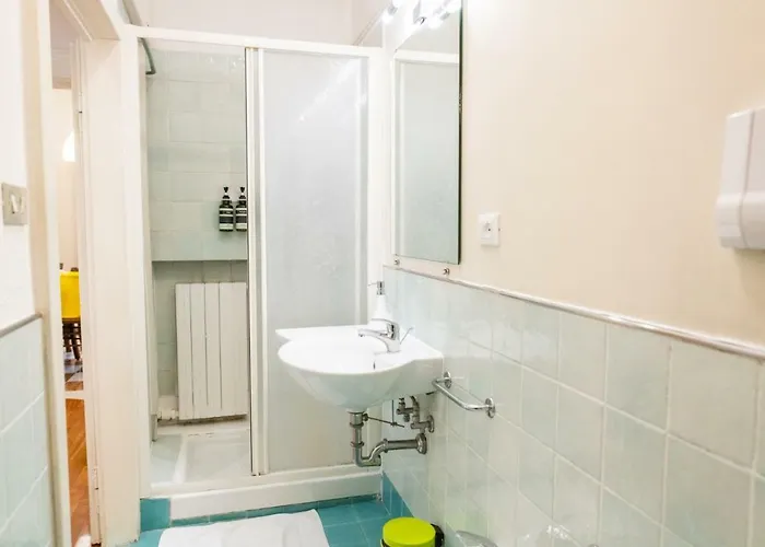 Domus - Accogliente Residenza Rocchetto A 25mt Da Piazza Erbe *